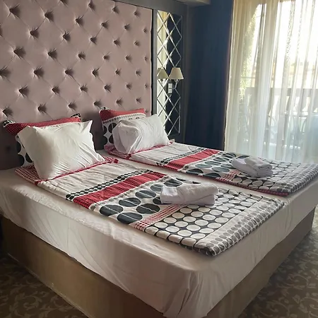 мия 2 Deluxe Royal Apartament
