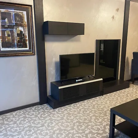 мия 2 Deluxe Royal Διαμέρισμα *