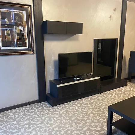 мия 2 Deluxe Royal Apartment *